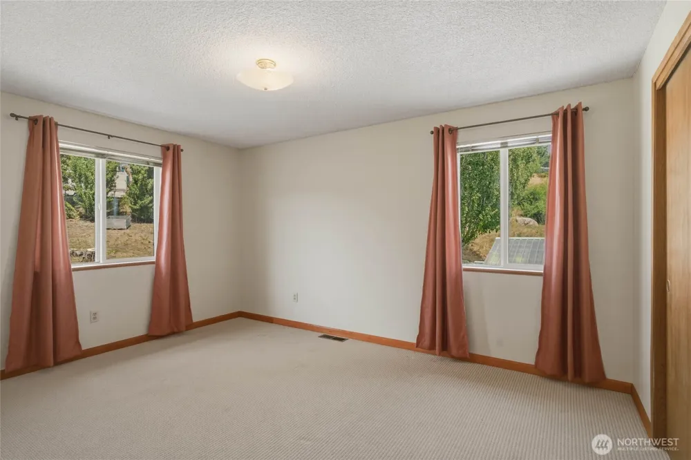 175 Green Avenue Manson, WA 98831