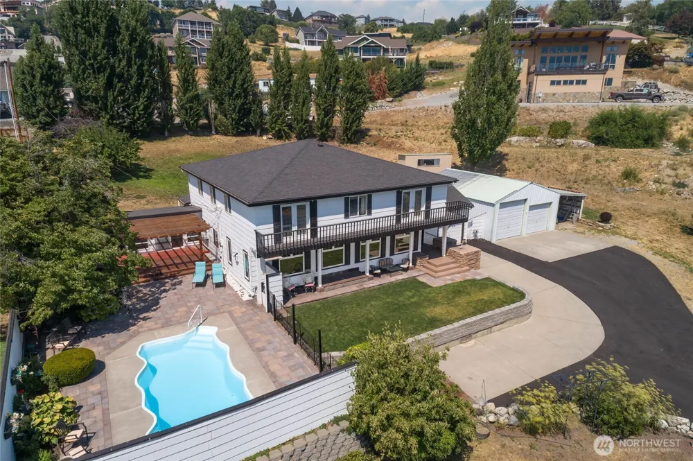 175 Green Avenue Manson, WA 98831