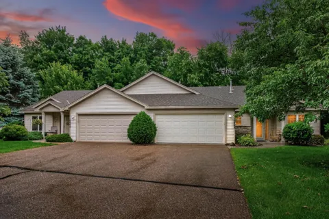 10868 Woodland Drive