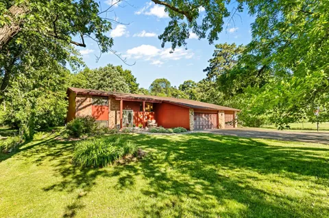 8135 Long Lake Road