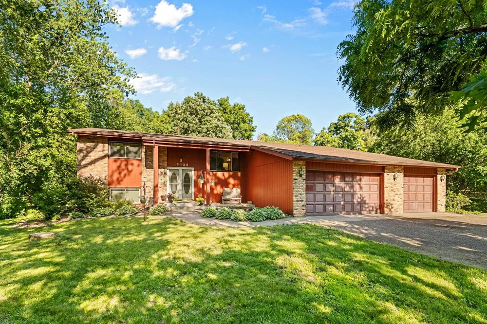 8135 Long Lake Road Mounds View, MN 55112