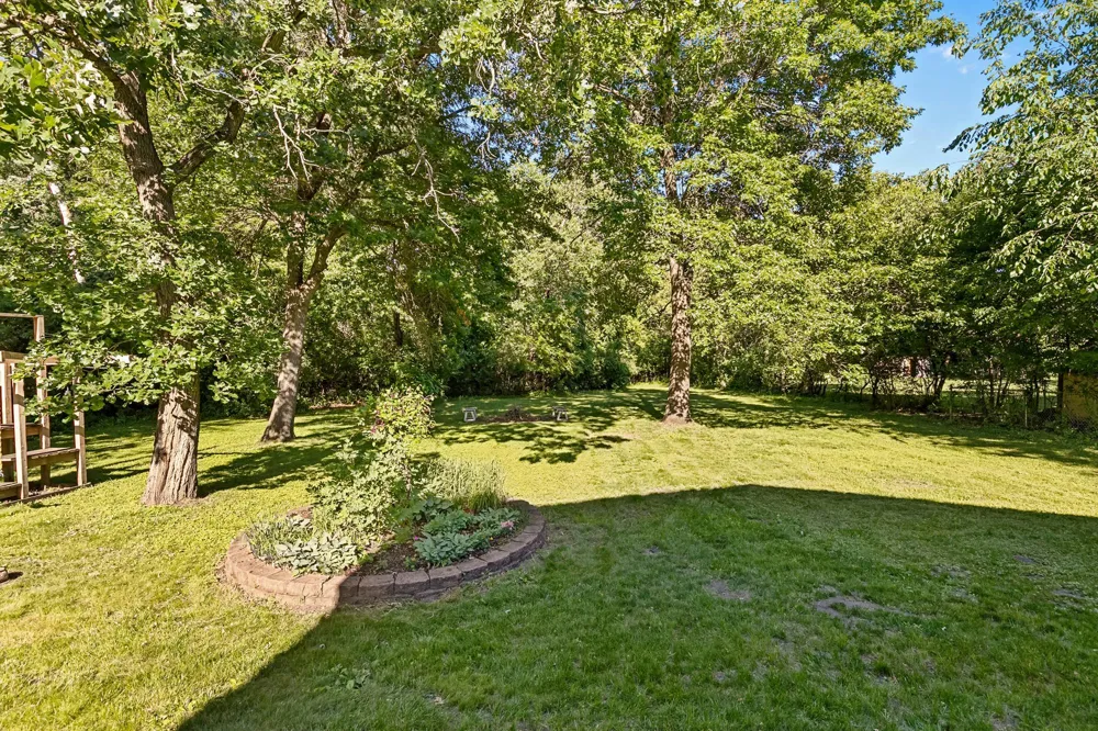 8135 Long Lake Road Mounds View, MN 55112