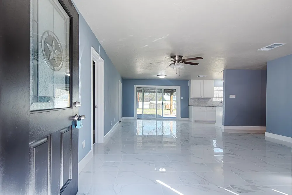 303 Spring Stream Bend Montgomery, TX 77316