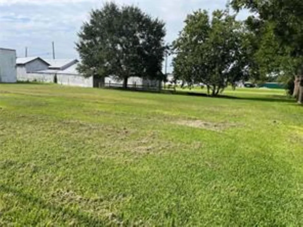 109 W Main Street Eagle Lake, TX 77434