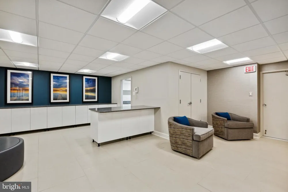 1200 NASH STREET #211 Arlington, VA 22209