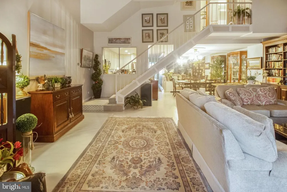 1200 NASH STREET #211 Arlington, VA 22209