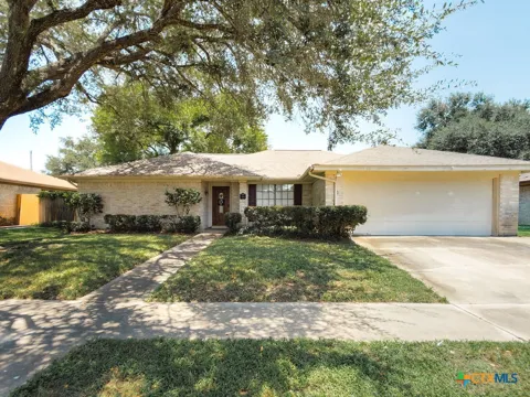 404 Alamogordo Drive