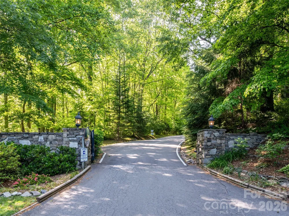 8 White Birch Court #424 Black Mountain, NC 28711