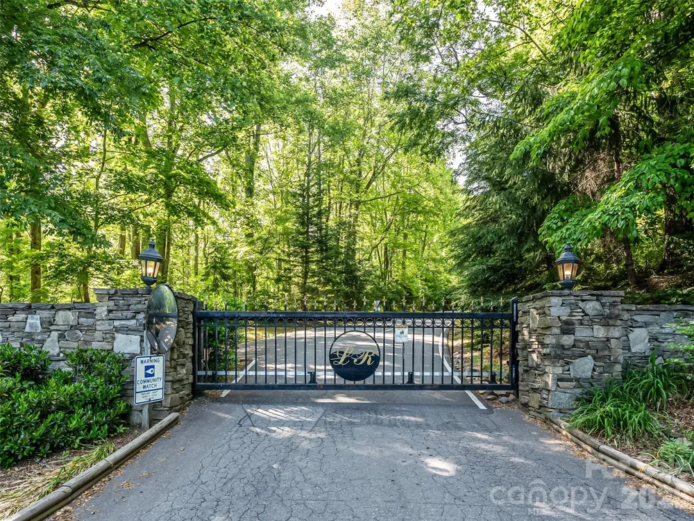 8 White Birch Court #424 Black Mountain, NC 28711