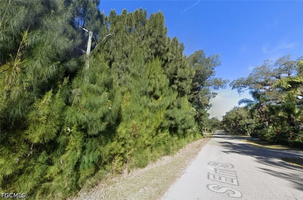 S Hickory Street Labelle, FL 33935