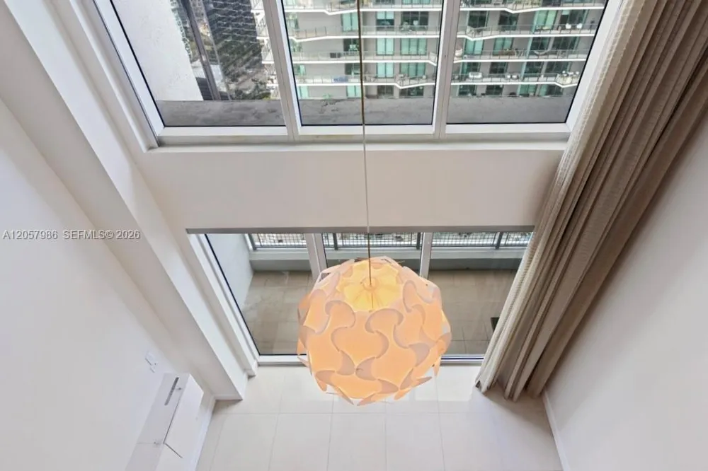 60 SW 13th St #3022 Miami, FL 33130