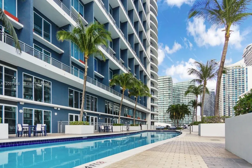 60 SW 13th St #3022 Miami, FL 33130
