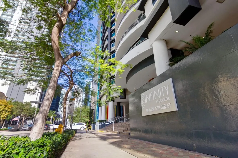 60 SW 13th St #3022 Miami, FL 33130