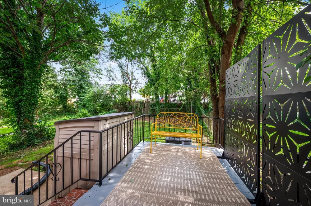 5423 SEWARD AVENUE Baltimore, MD 21206