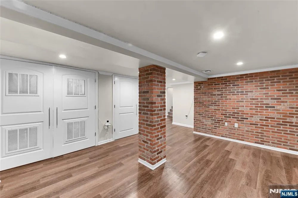 1208 67th Street North Bergen, NJ 07047