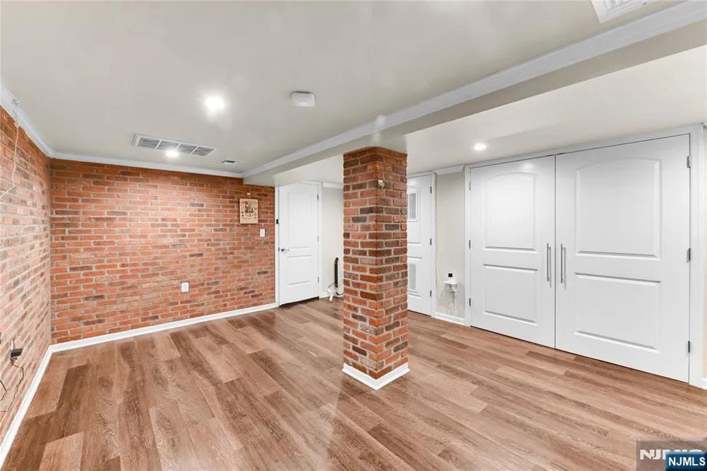 1208 67th Street North Bergen, NJ 07047