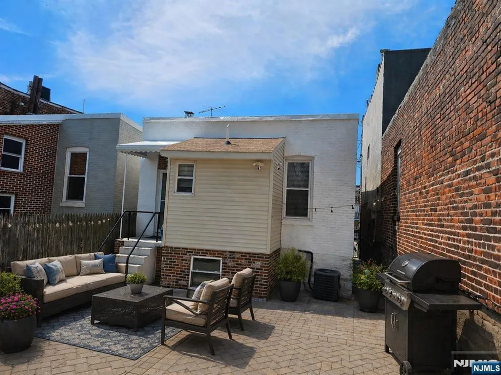 1208 67th Street North Bergen, NJ 07047