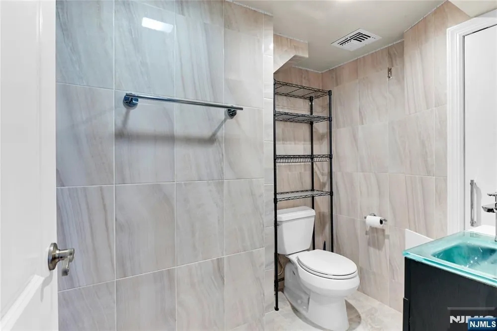 1208 67th Street North Bergen, NJ 07047