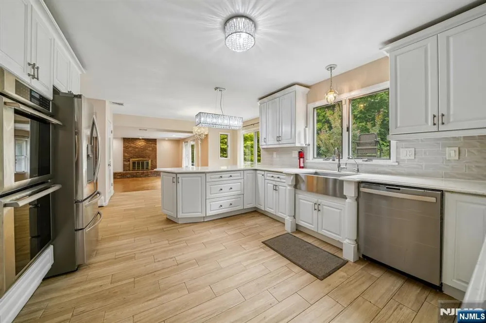 5 Fairfield Court Demarest, NJ 07627