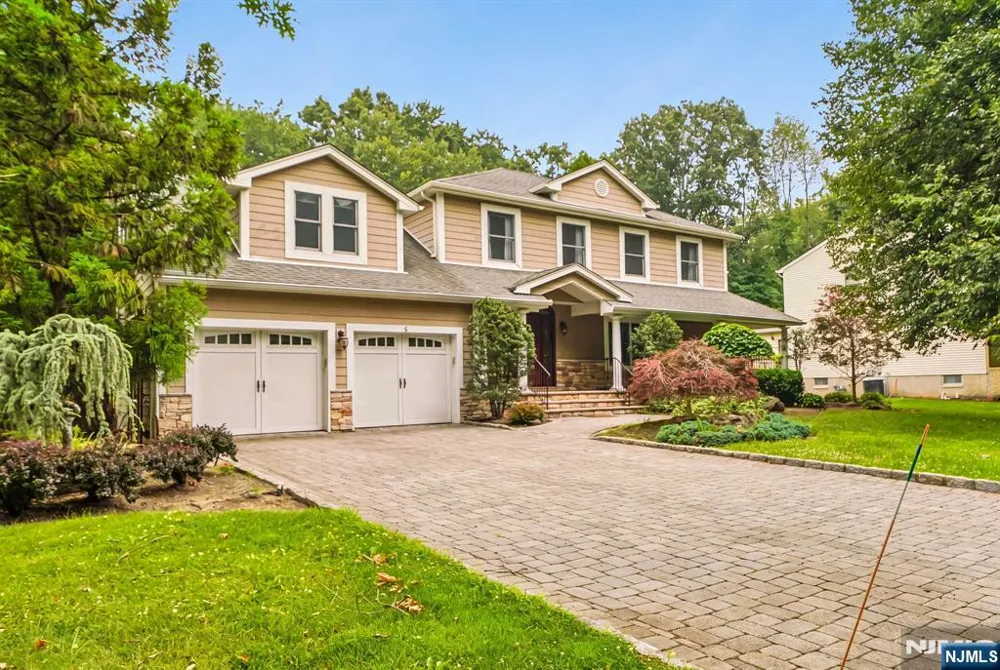 5 Fairfield Court Demarest, NJ 07627
