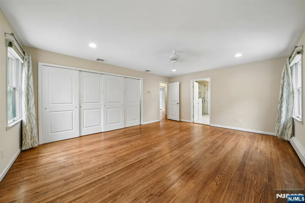 5 Fairfield Court Demarest, NJ 07627
