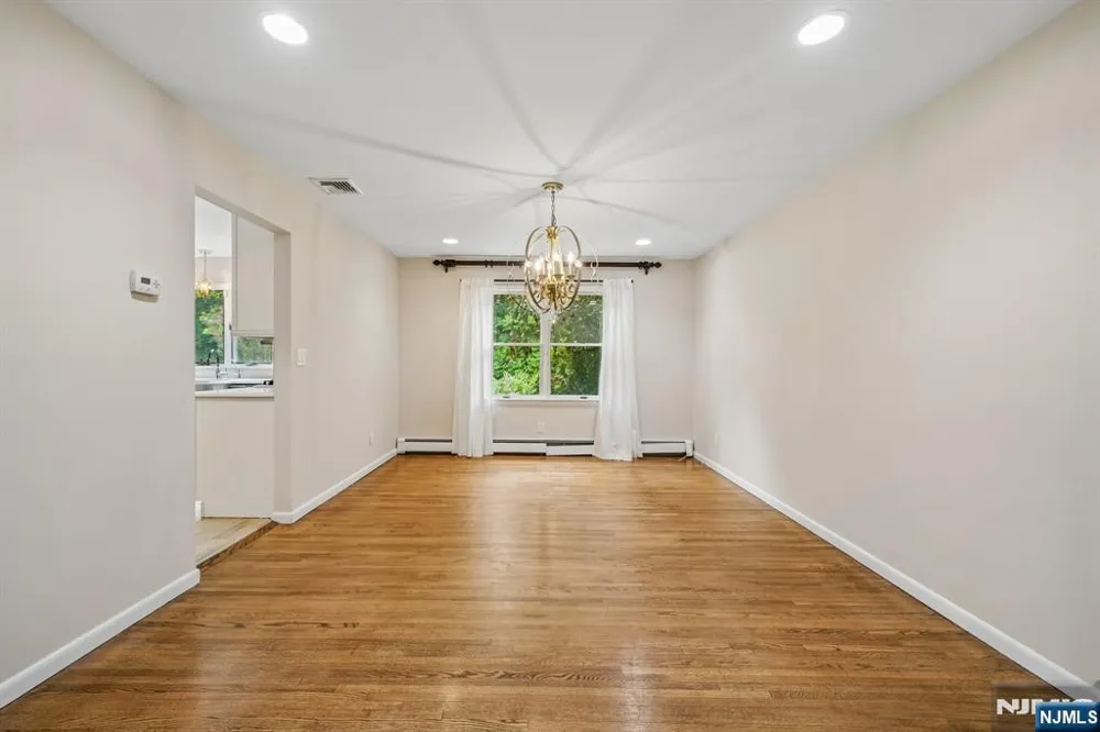 5 Fairfield Court Demarest, NJ 07627