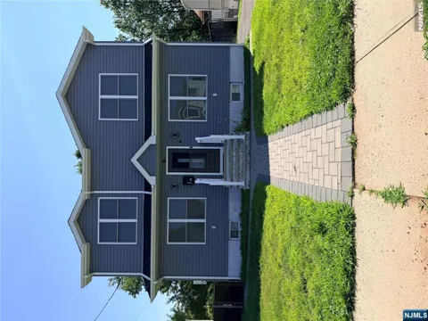 66 Edward Court