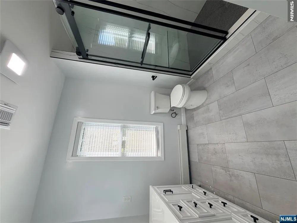 66 Edward Court Clifton, NJ 07011