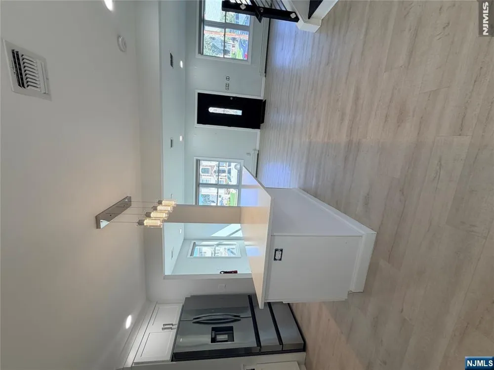 66 Edward Court Clifton, NJ 07011