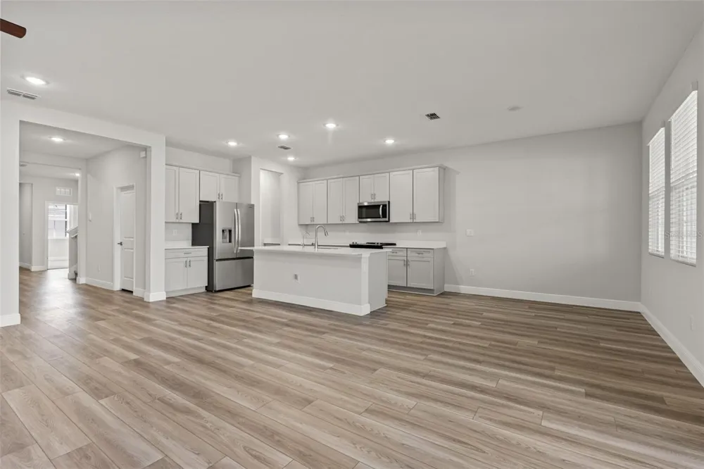 10412 FIELDSTONE MYRTLE WAY San Antonio, FL 33576