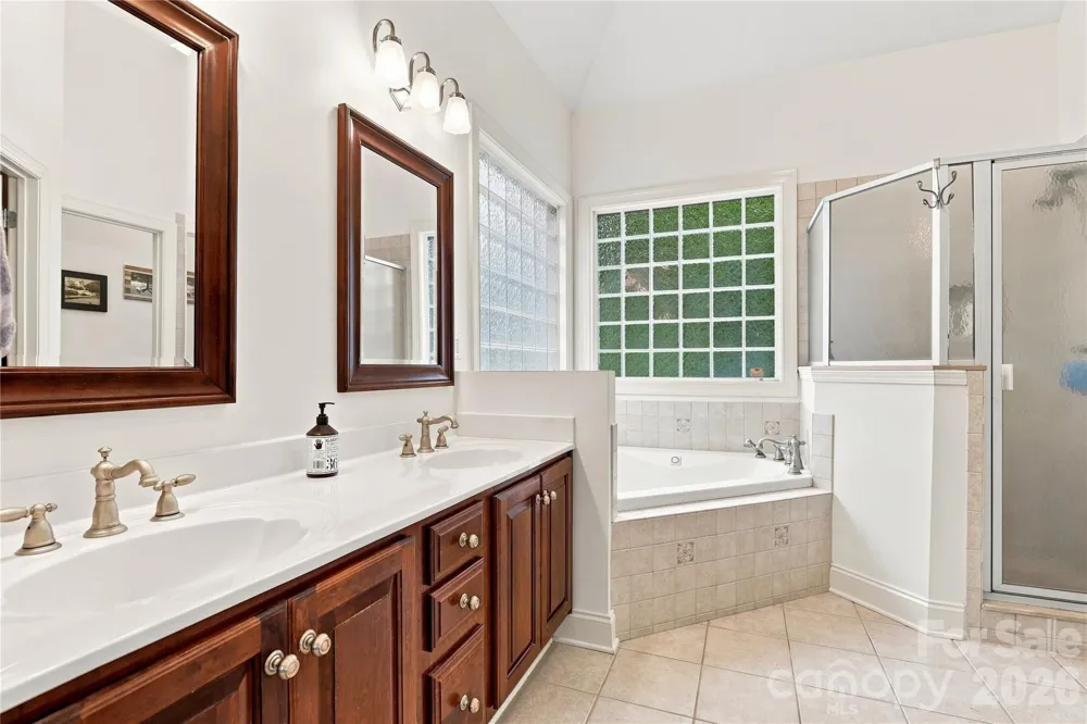 4029 Foxes Trail Cramerton, NC 28032