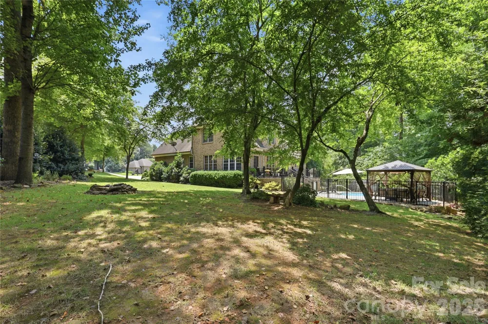 4029 Foxes Trail Cramerton, NC 28032