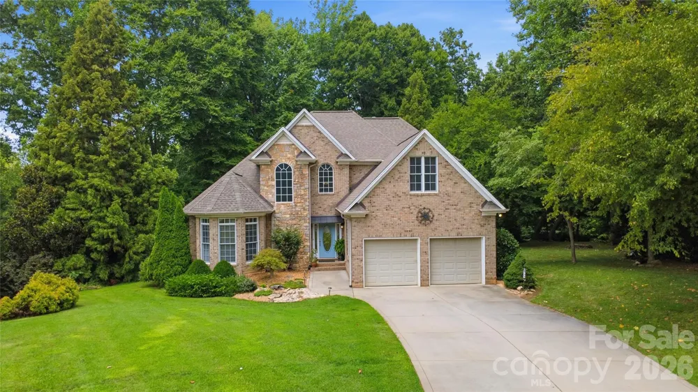 4029 Foxes Trail Cramerton, NC 28032
