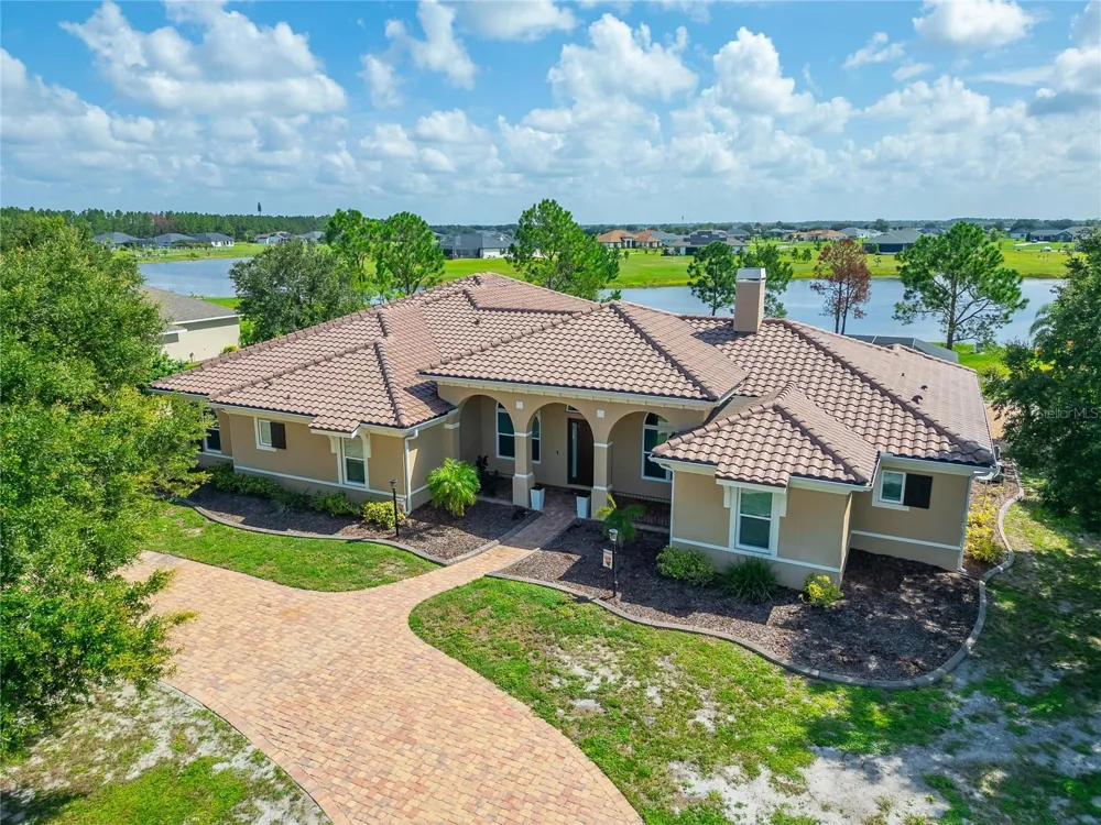 5207 LAKE VENICE DRIVE Wimauma, FL 33598