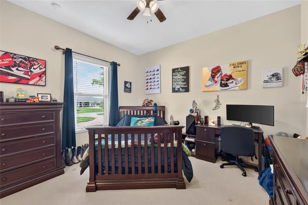 5207 LAKE VENICE DRIVE Wimauma, FL 33598