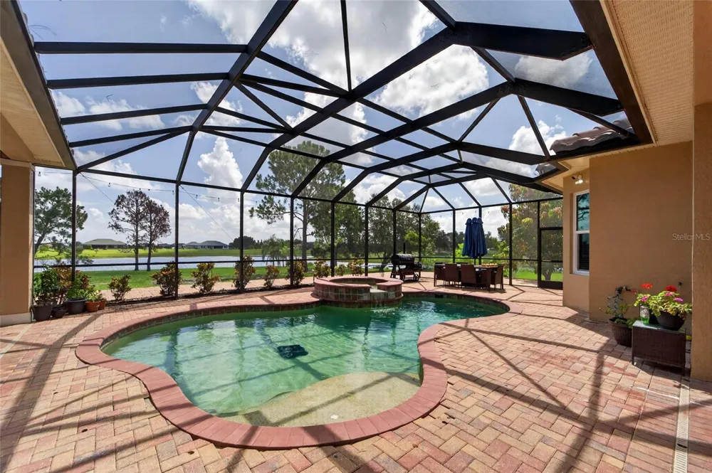 5207 LAKE VENICE DRIVE Wimauma, FL 33598