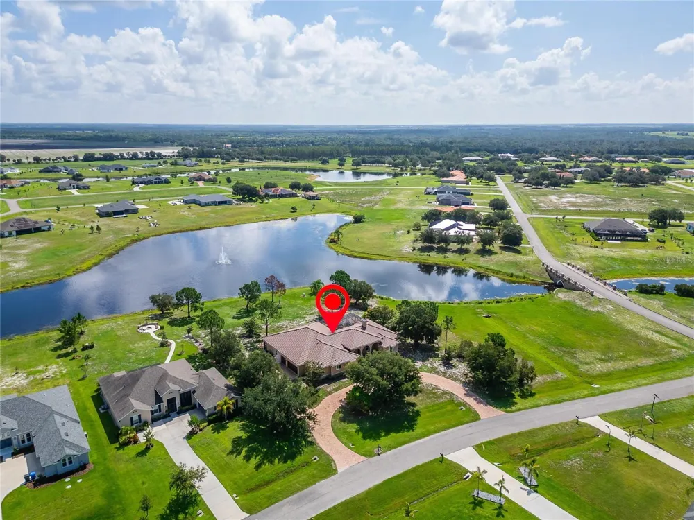 5207 LAKE VENICE DRIVE Wimauma, FL 33598