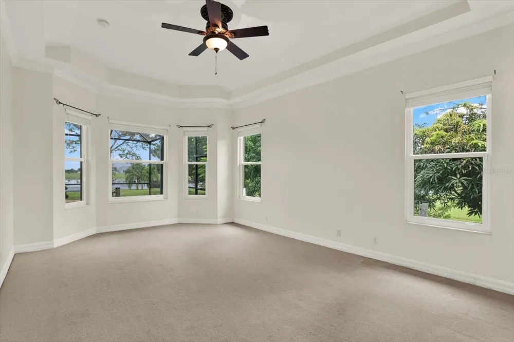 5207 LAKE VENICE DRIVE Wimauma, FL 33598