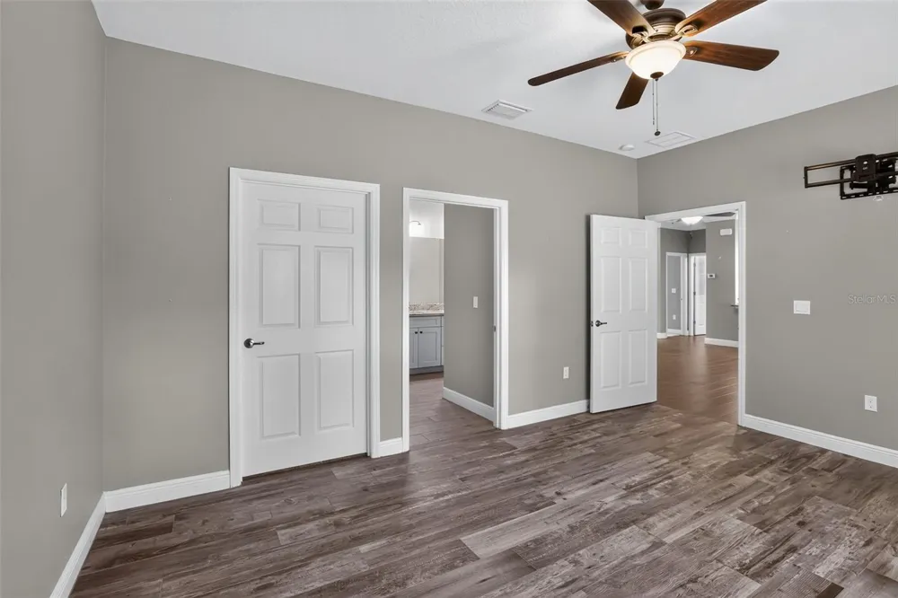 27728 LISA DRIVE Tavares, FL 32778