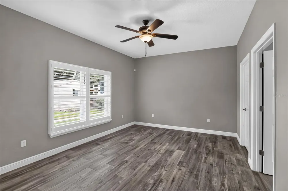 27728 LISA DRIVE Tavares, FL 32778