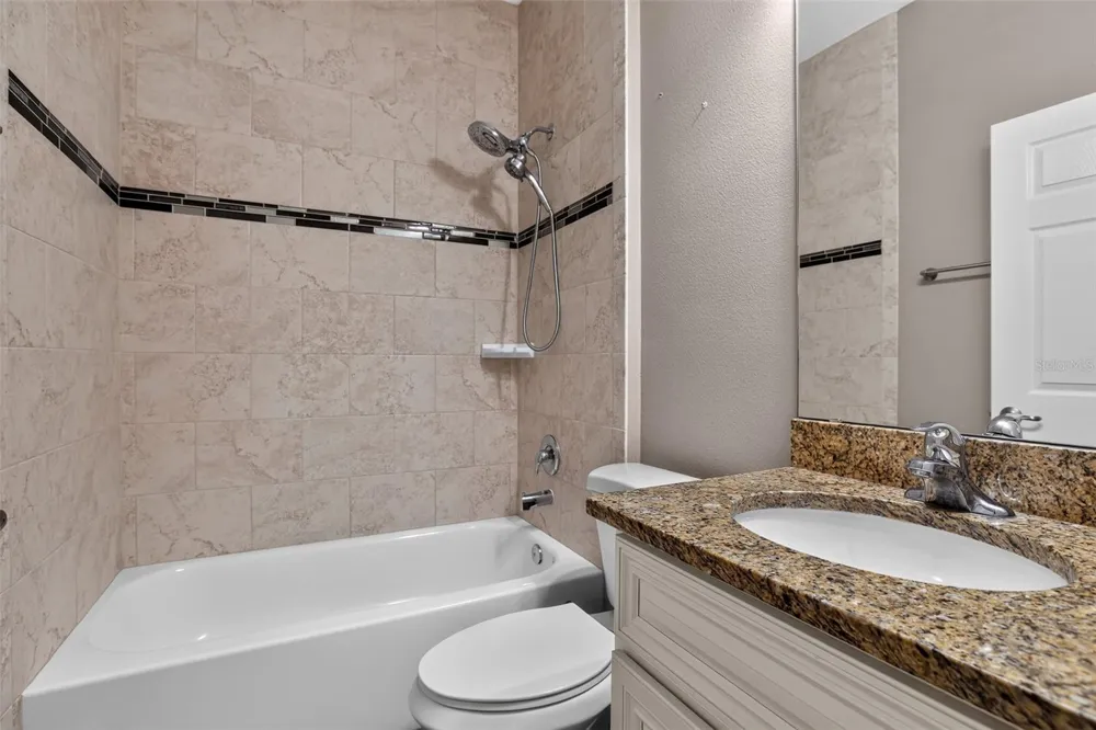 27728 LISA DRIVE Tavares, FL 32778