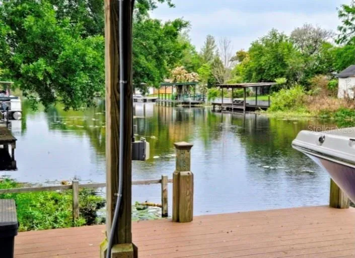27728 LISA DRIVE Tavares, FL 32778