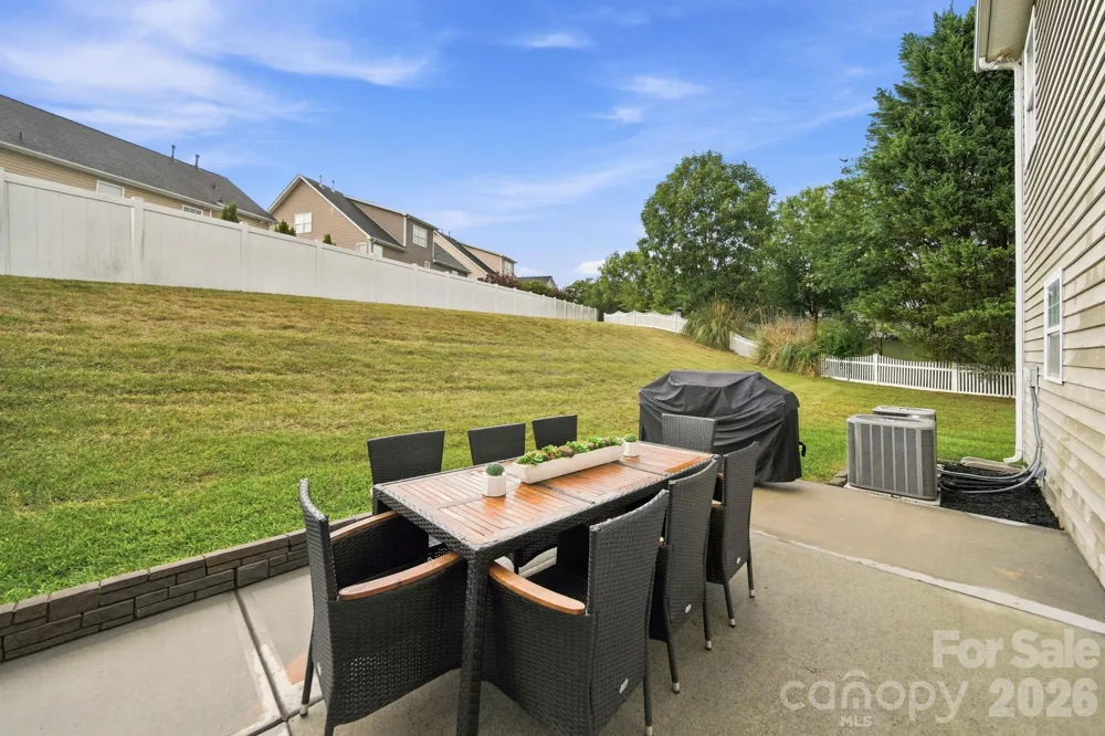 10906 Trout Creek Place Davidson, NC 28036