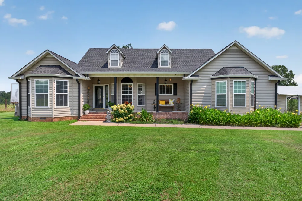 2429 Bright Hill Rd Smithville, TN 37166