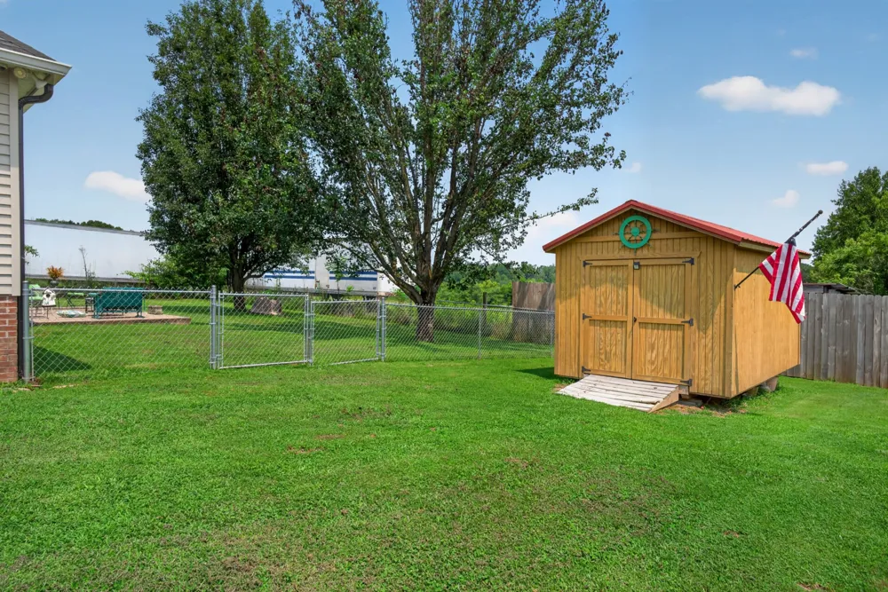 2429 Bright Hill Rd Smithville, TN 37166