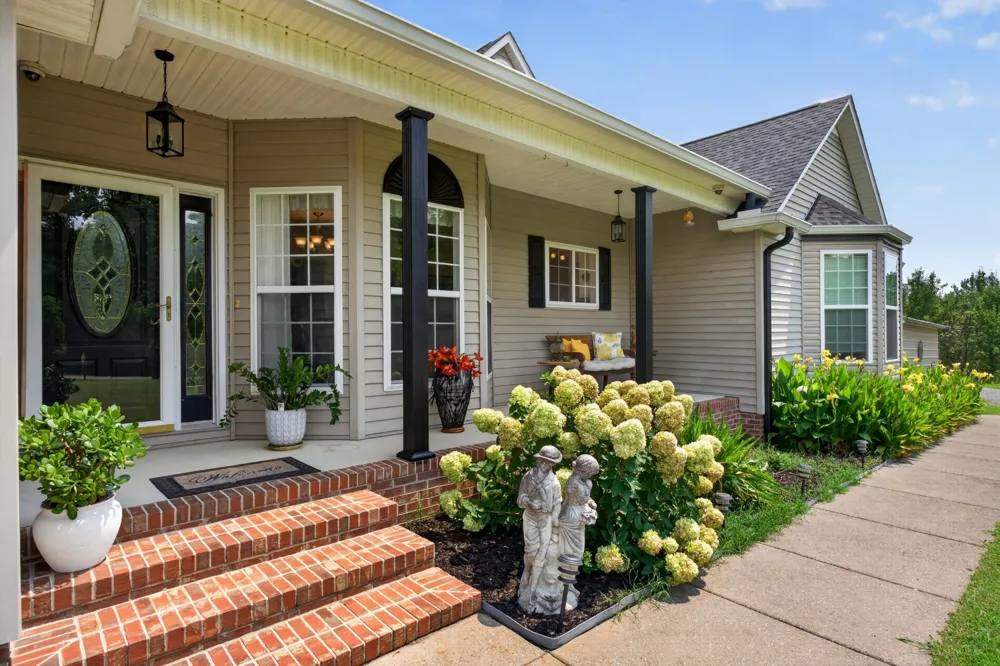 2429 Bright Hill Rd Smithville, TN 37166