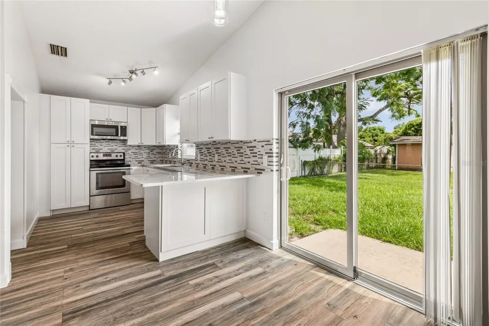 2604 W KIRBY STREET Tampa, FL 33614