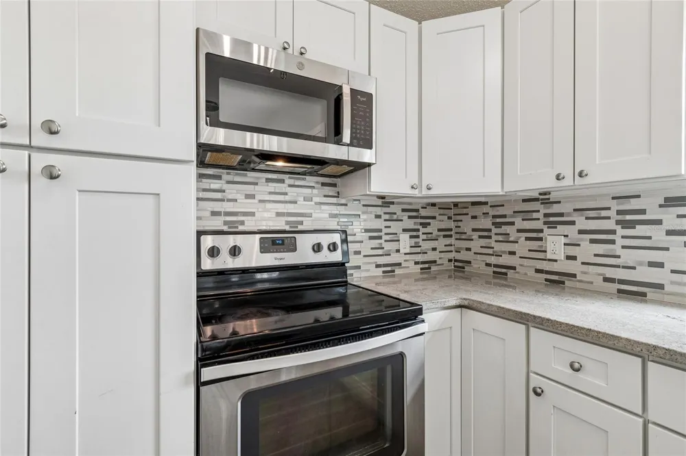 2604 W KIRBY STREET Tampa, FL 33614