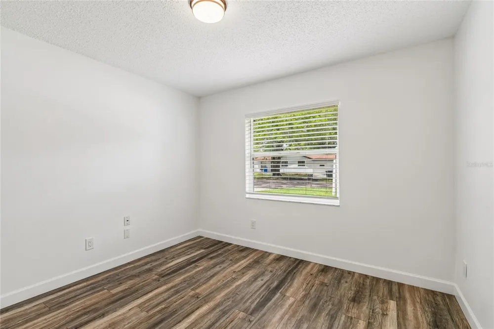 2604 W KIRBY STREET Tampa, FL 33614