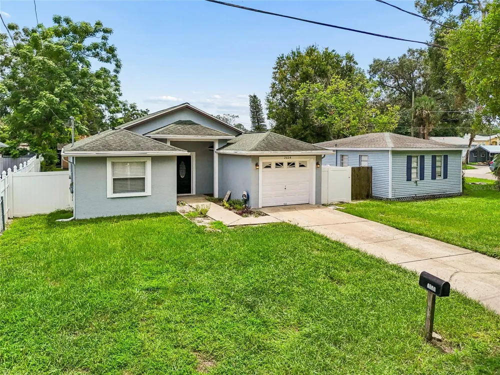 2604 W KIRBY STREET Tampa, FL 33614